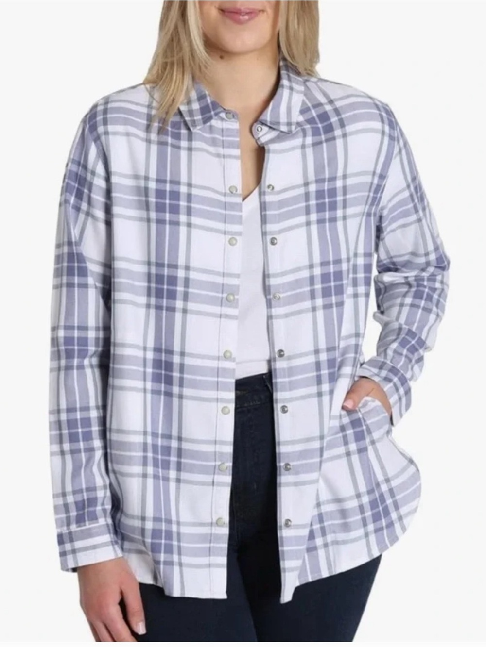 Button-Down Plaid women’s Shirt in White and Blue